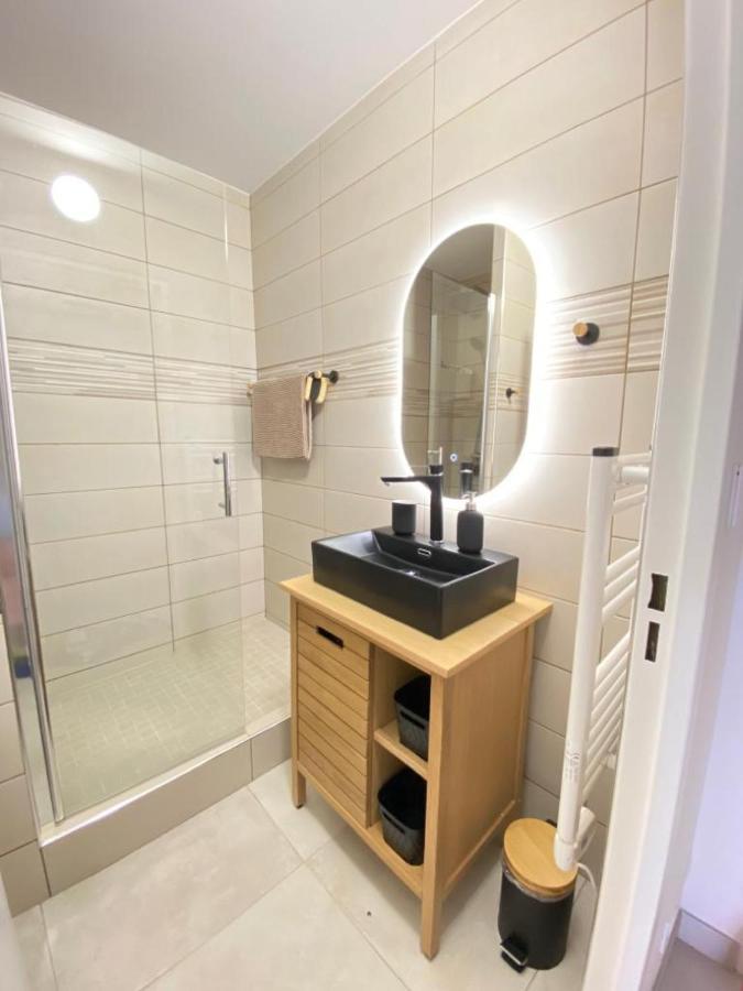 Somptueux Appartement Renove En Bord De Mer Six-Fours-les-Plages Zewnętrze zdjęcie