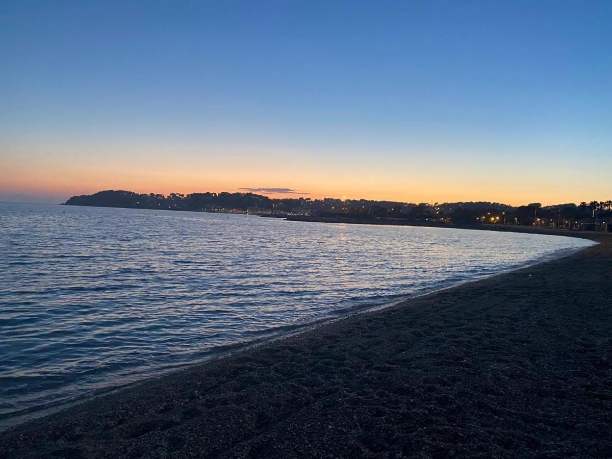 Somptueux Appartement Renove En Bord De Mer Six-Fours-les-Plages Zewnętrze zdjęcie